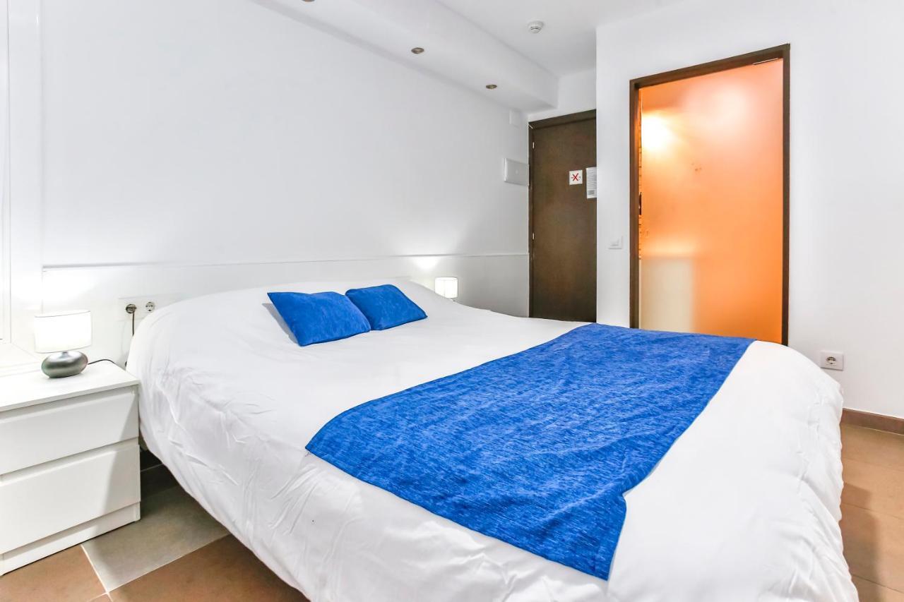 Laramond Barcelona Rooms ภายนอก รูปภาพ