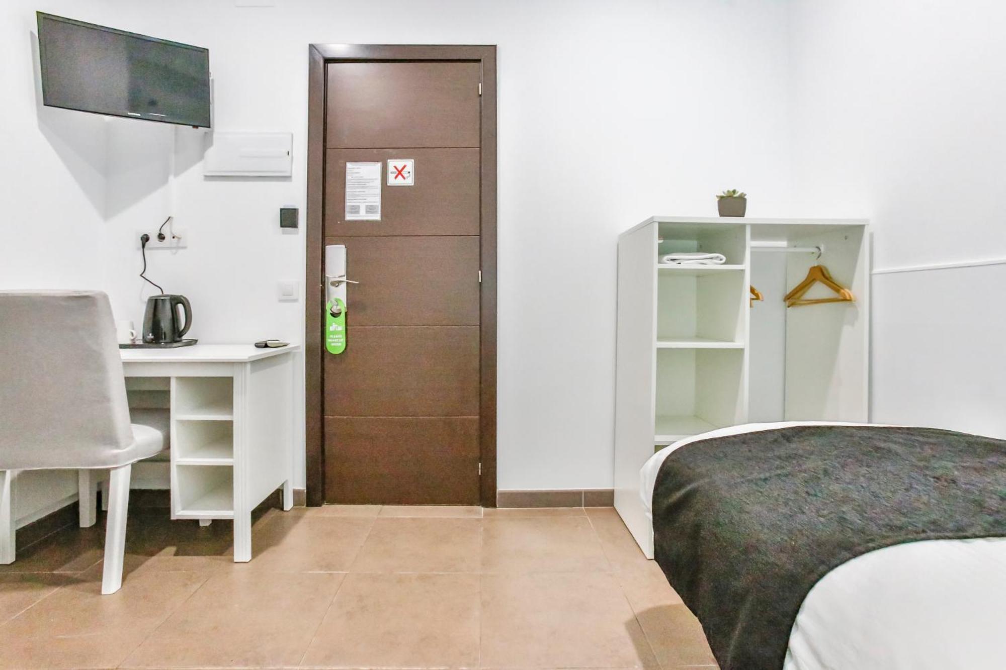 Laramond Barcelona Rooms ภายนอก รูปภาพ