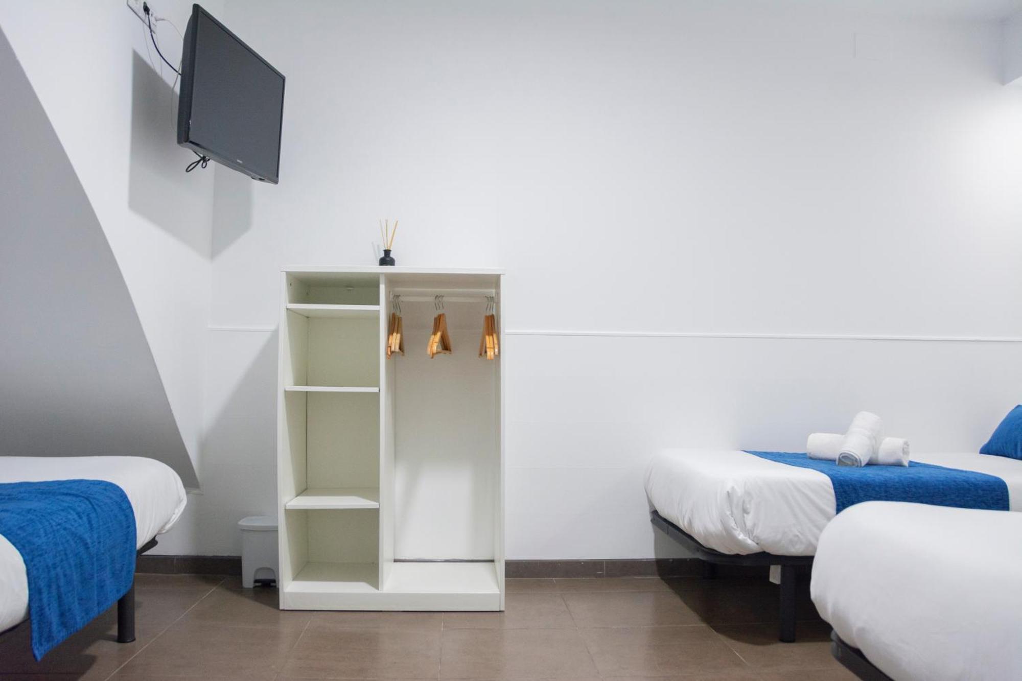 Laramond Barcelona Rooms ภายนอก รูปภาพ