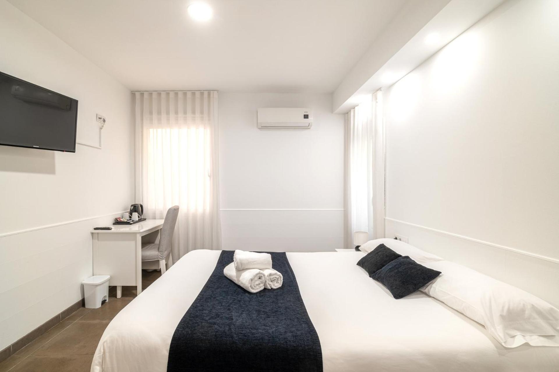 Laramond Barcelona Rooms ภายนอก รูปภาพ