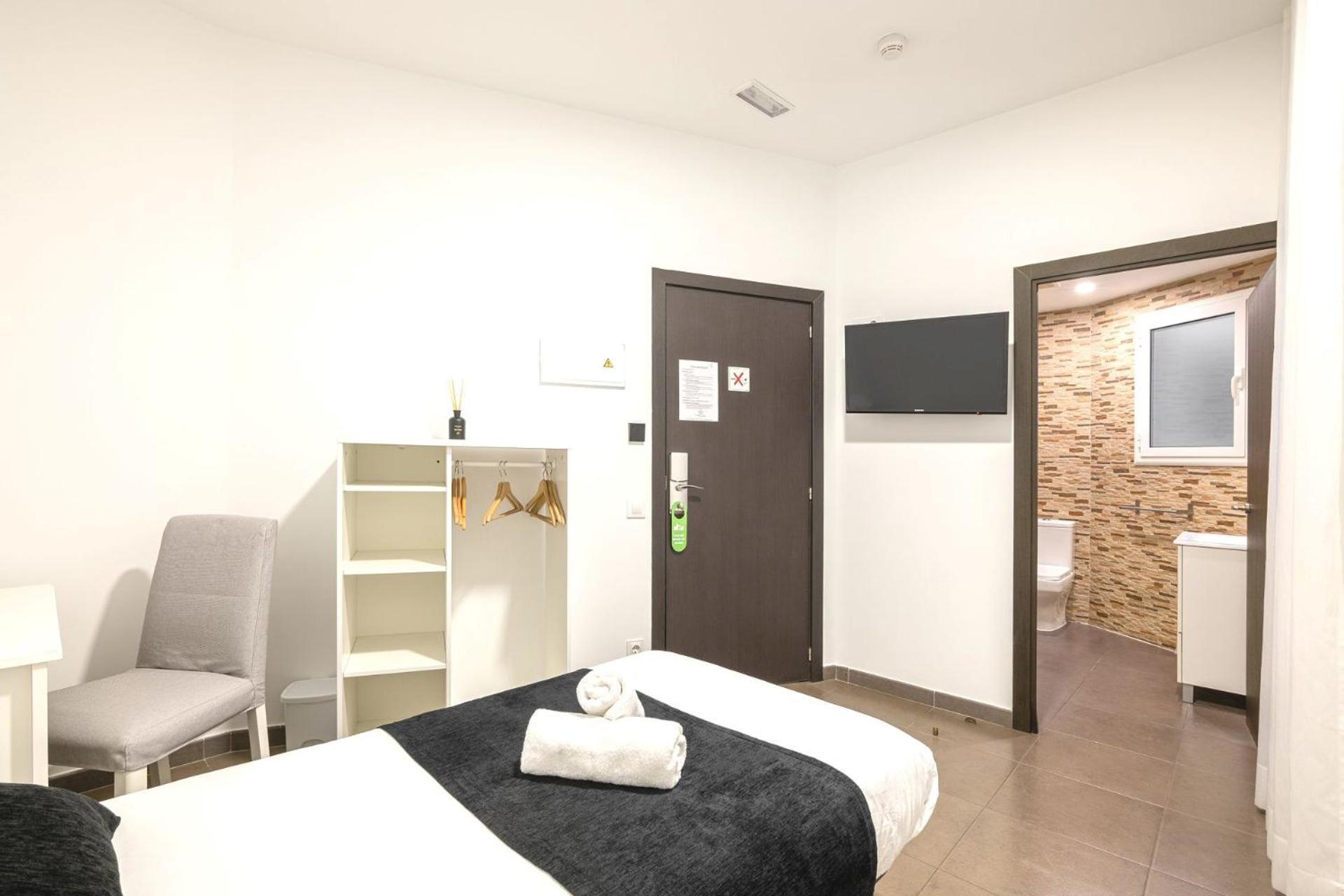 Laramond Barcelona Rooms ภายนอก รูปภาพ