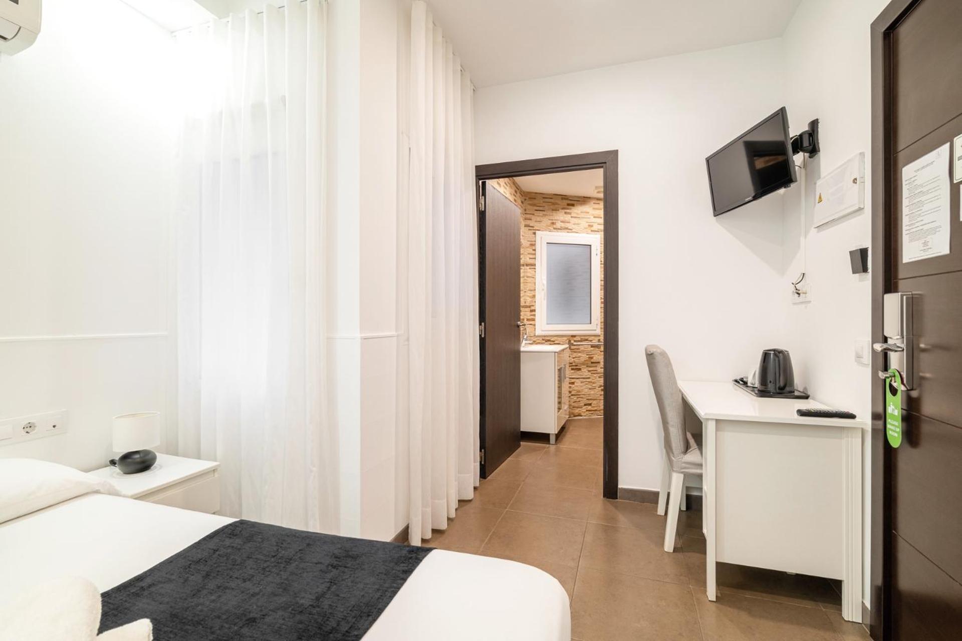 Laramond Barcelona Rooms ภายนอก รูปภาพ